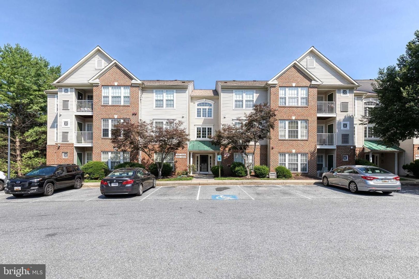 Owings Mills House: 3021 Hunting Ridge Drive