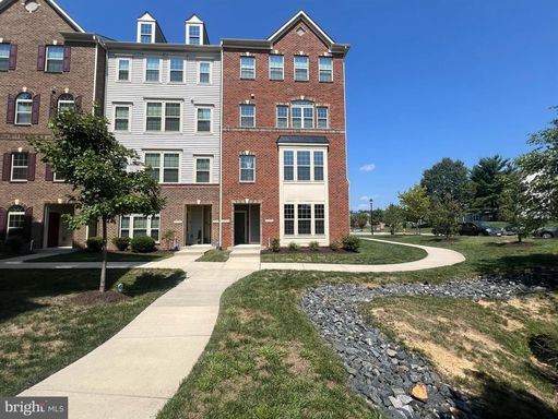 3 Bedroom Townhome – 8005 Orchard Grove Road, Odenton, MD 21113