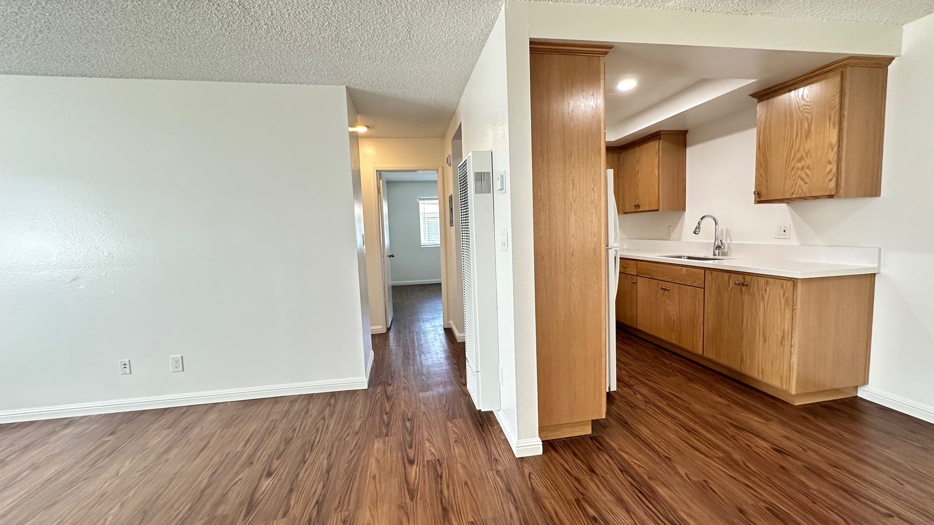 Lompoc Apartment: 960 West Chestnut Ave