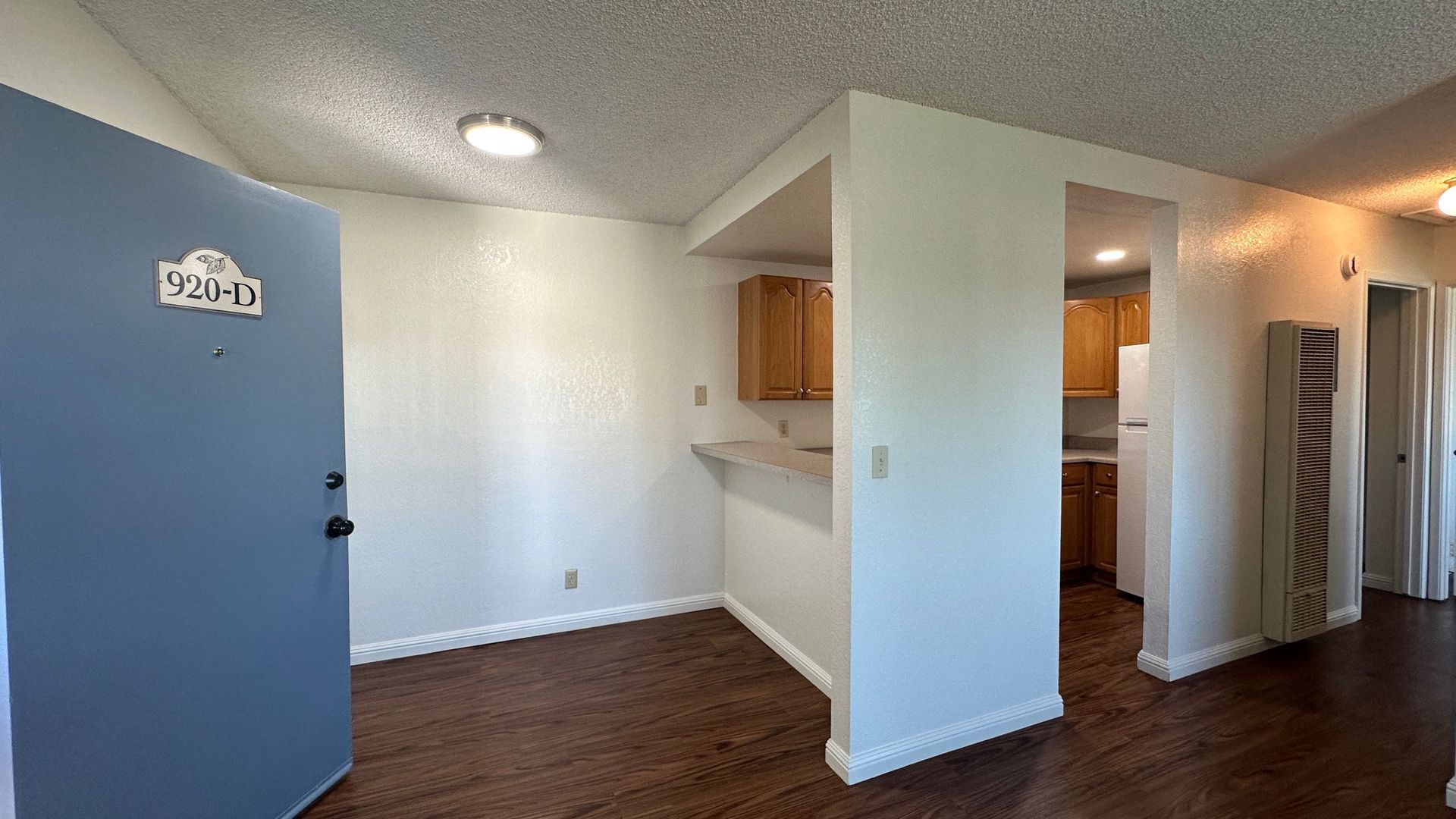 Lompoc Apartment: 960 West Chestnut Ave