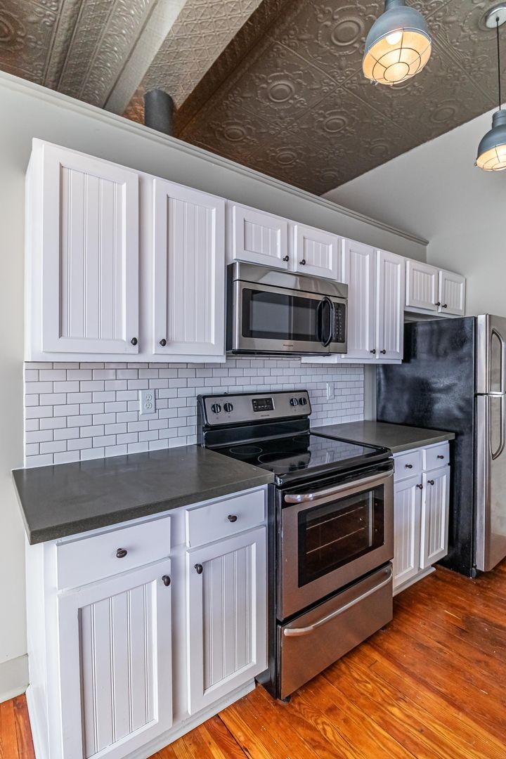 Wilson House: 215-F Nash Street