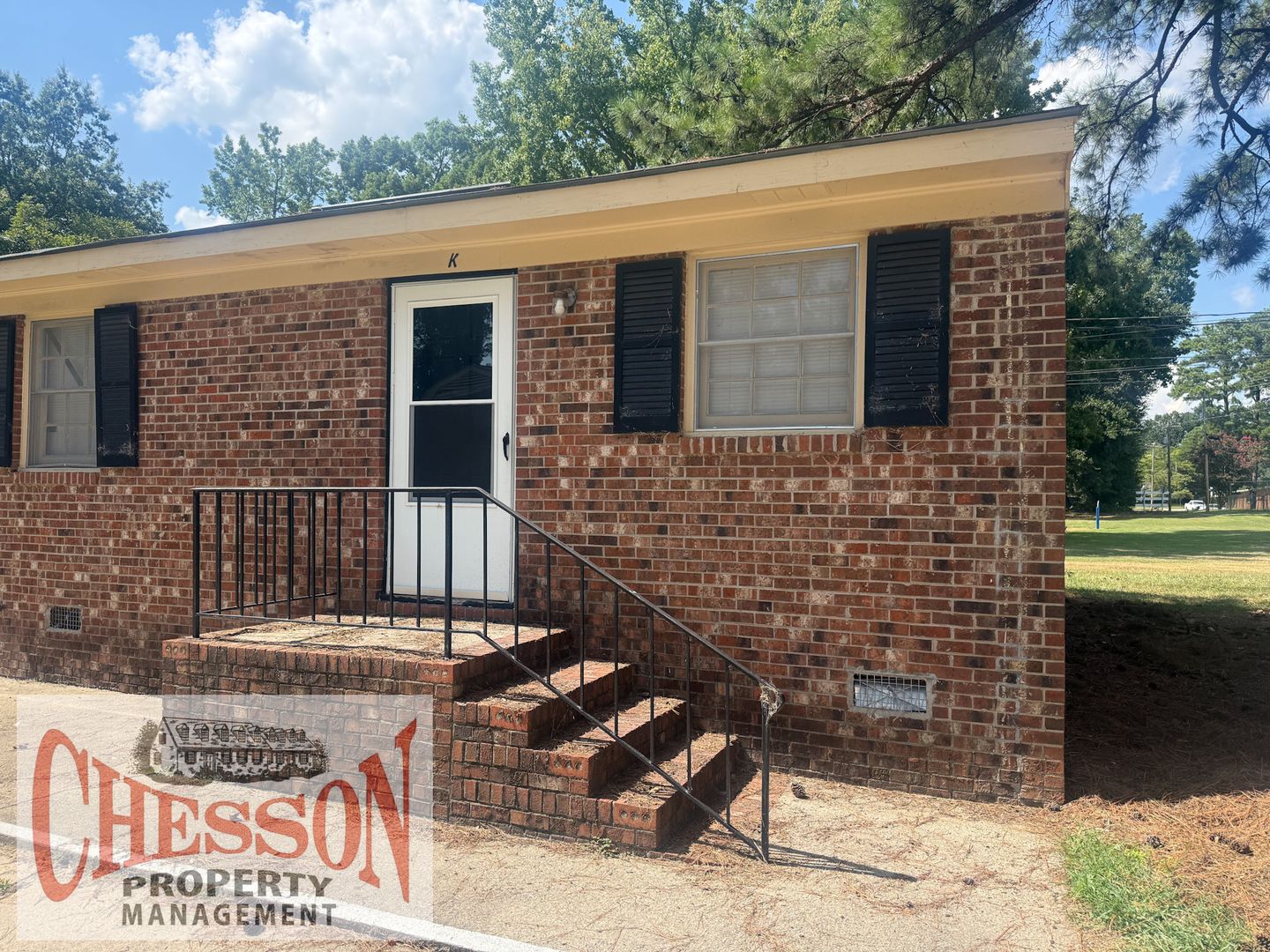 Wilson Apartment: 504 Pickett Street