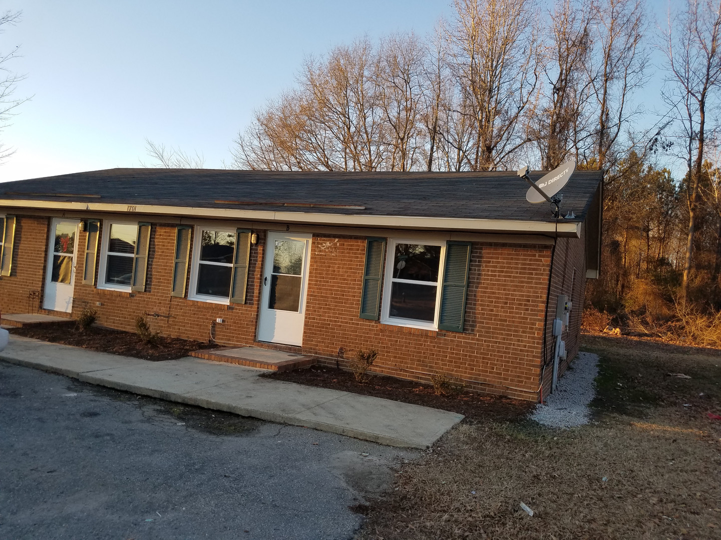 Wilson Apartment: 1701 Snowden Drive