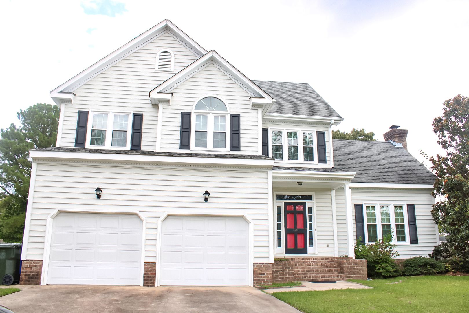 Wilson House: 4400 Dewfield Drive