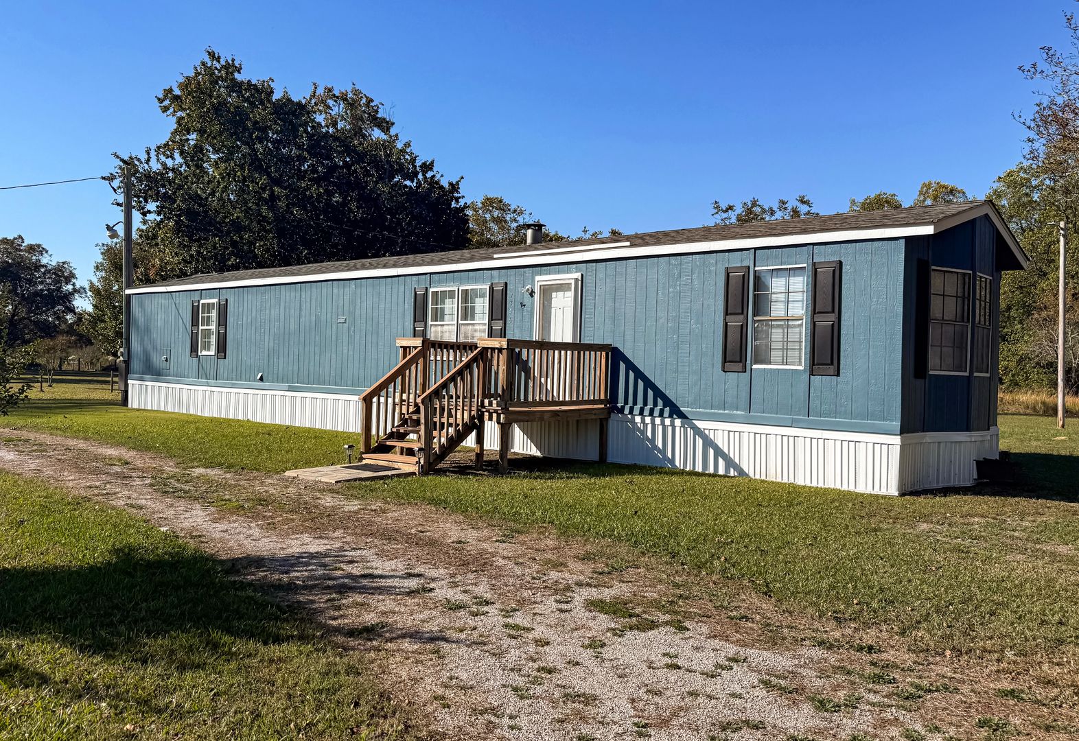 Lucama House: 7346 Little Rock Church Road