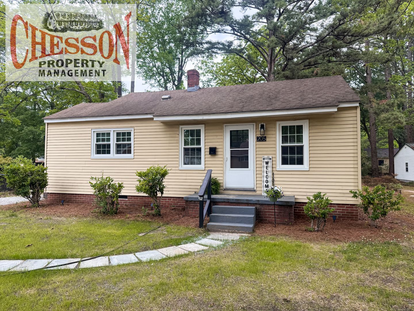 Wilson House: 205 Clyde Avenue N