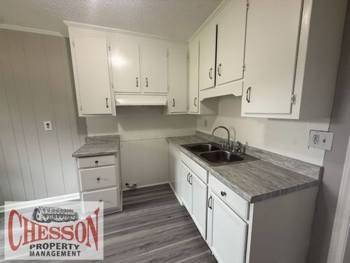 1704-A Snowden Drive – photo 1
