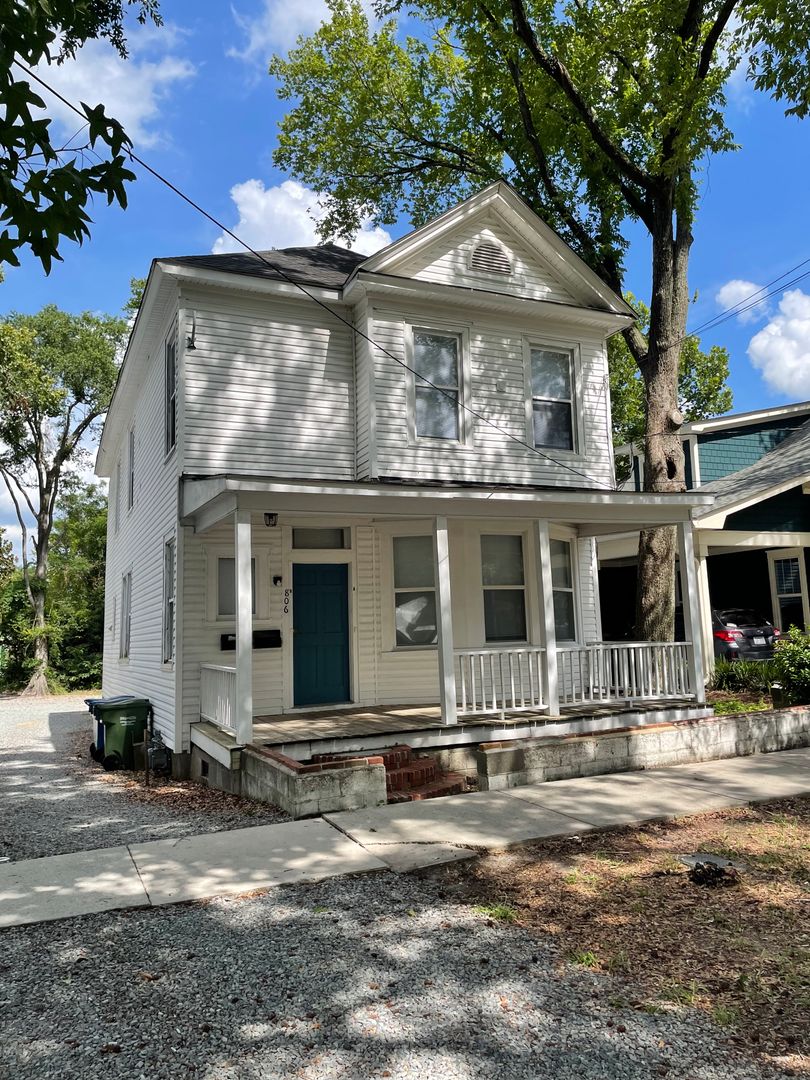 Wilmington Apartment: 806 N. 5th Avenue Unit B