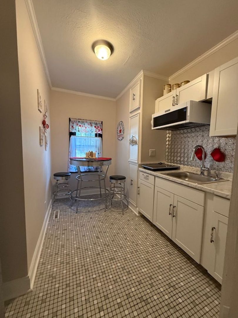 Burgaw Apartment: 311 E. Bridgers Road