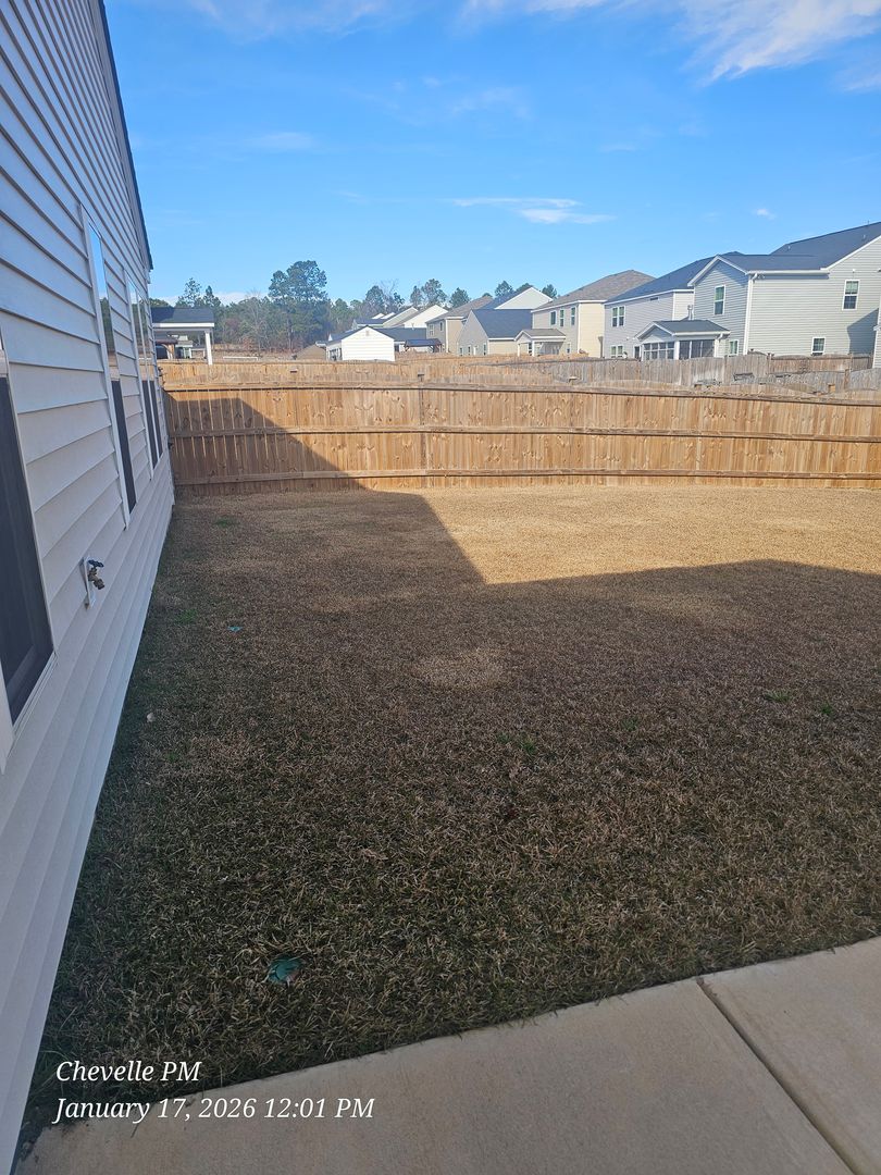 Lexington House: 949 Warby Drive