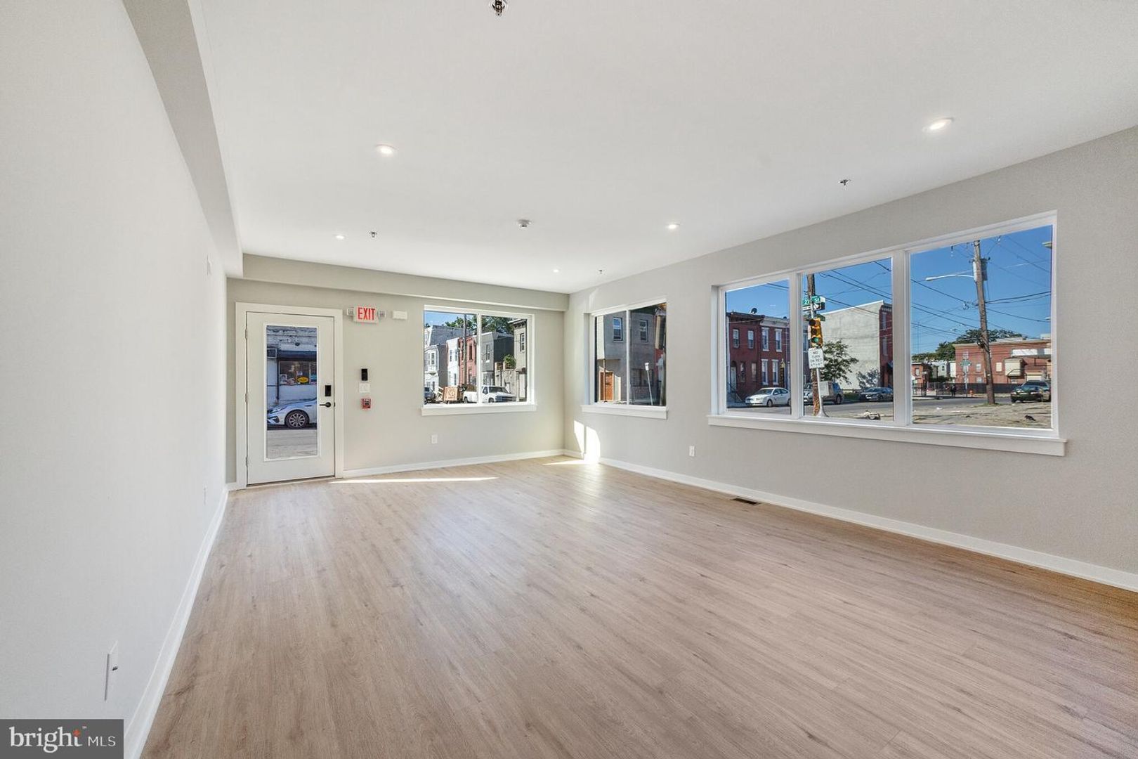 Philadelphia Apartment: 2206-2208 Ridge Ave