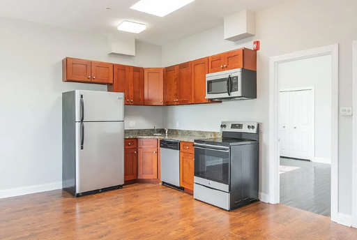 3BD/3BA UNIT STEPS FROM TEMPLE UNIVERSITY! – photo 1