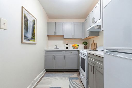 1 Bedroom Apartment in University City! – photo 1