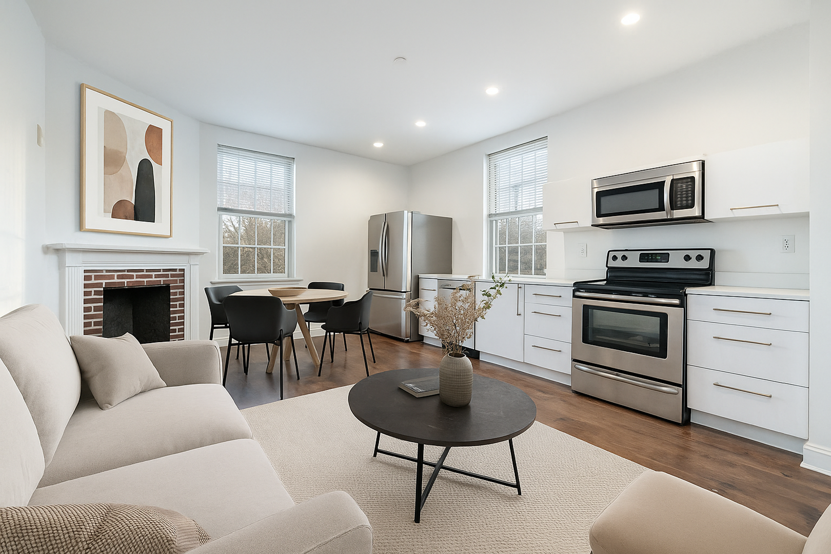 Penn Wynne Apartment: 18 E Lancaster Ave