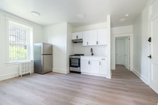 2Bed/1Bath at Belmont Place! – photo 1