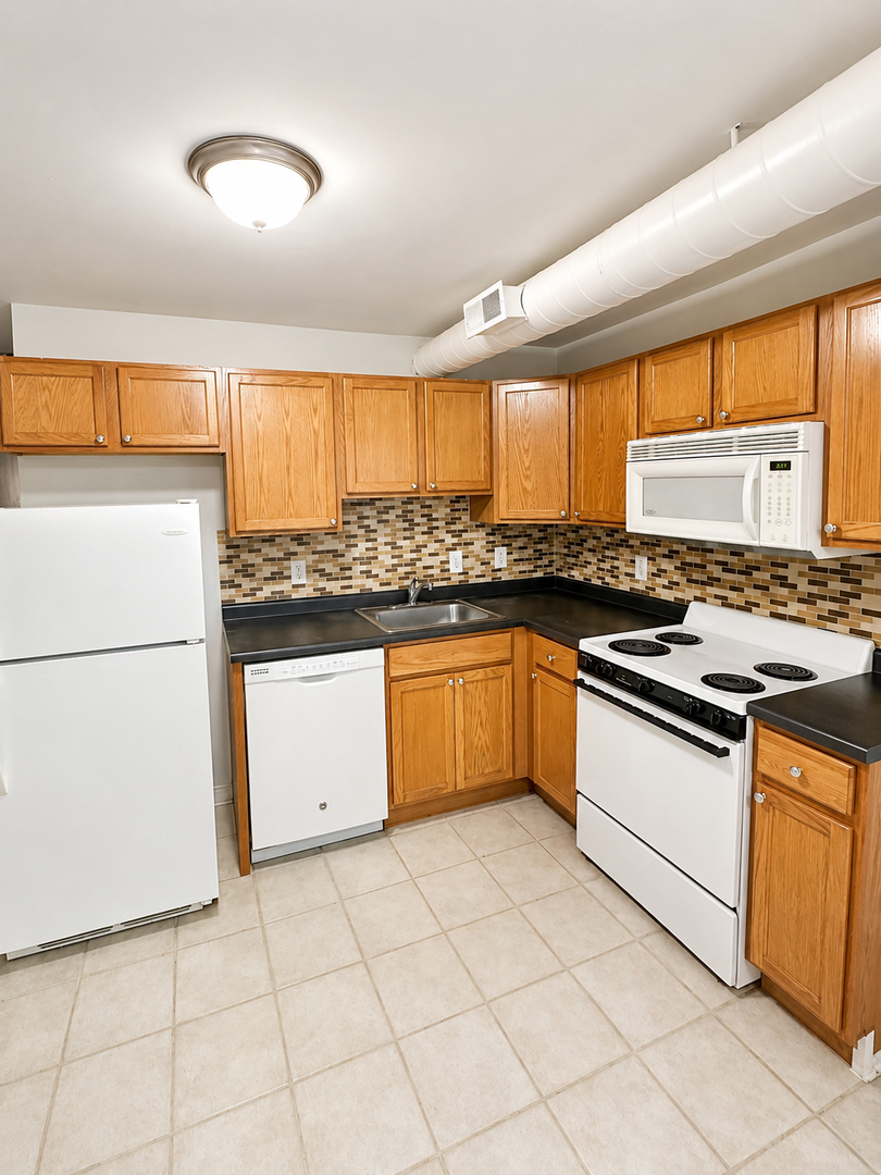 Philadelphia Apartment: 1416-1512 W Girard Ave