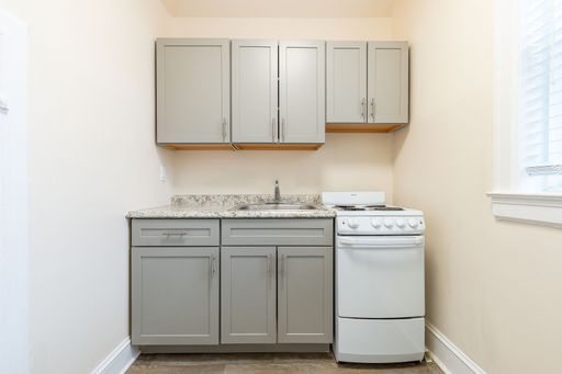Spacious Studio in University City! – photo 1