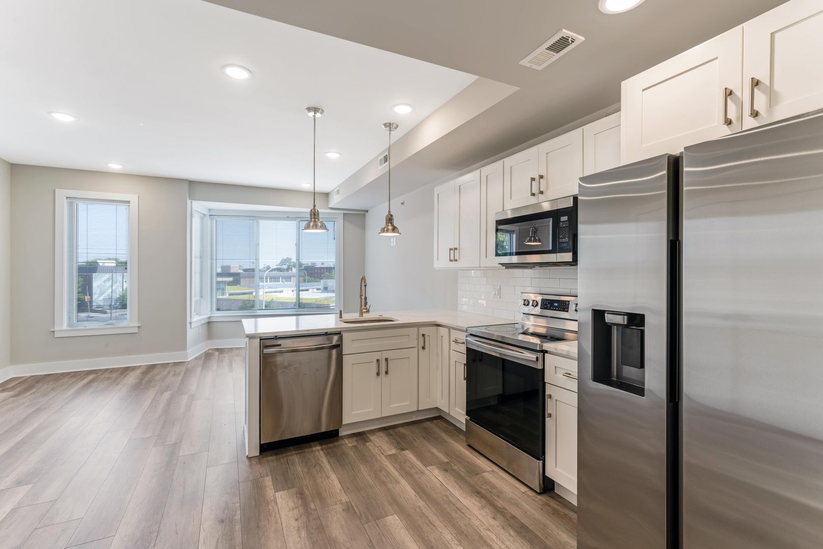 Philadelphia Apartment: 2206-2208 Ridge Ave