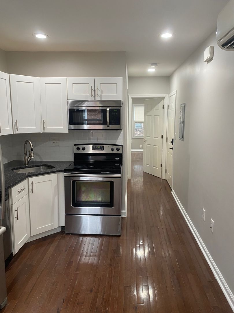 Philadelphia Apartment: 1420 Cambridge st