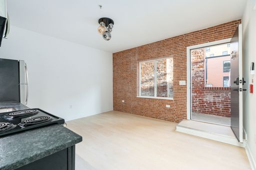 1 Bedroom Apartment – 3003 W Glenwood Ave, 28, Philadelphia, PA 19121