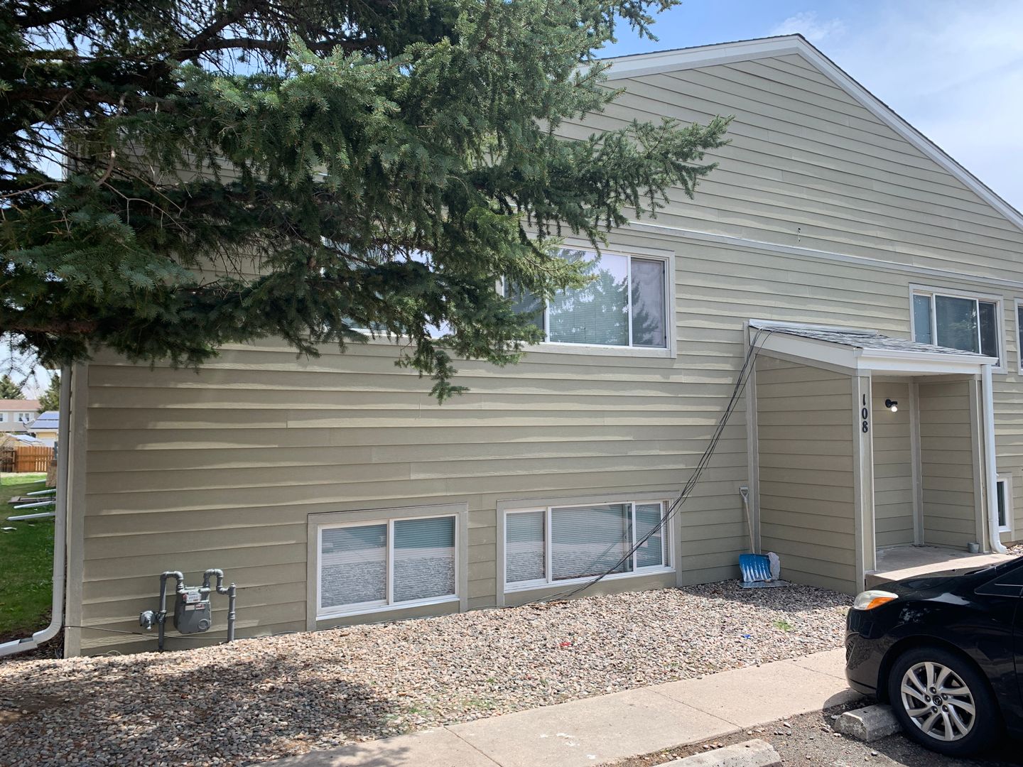 Cheyenne Apartment: 108 Camelot Ct