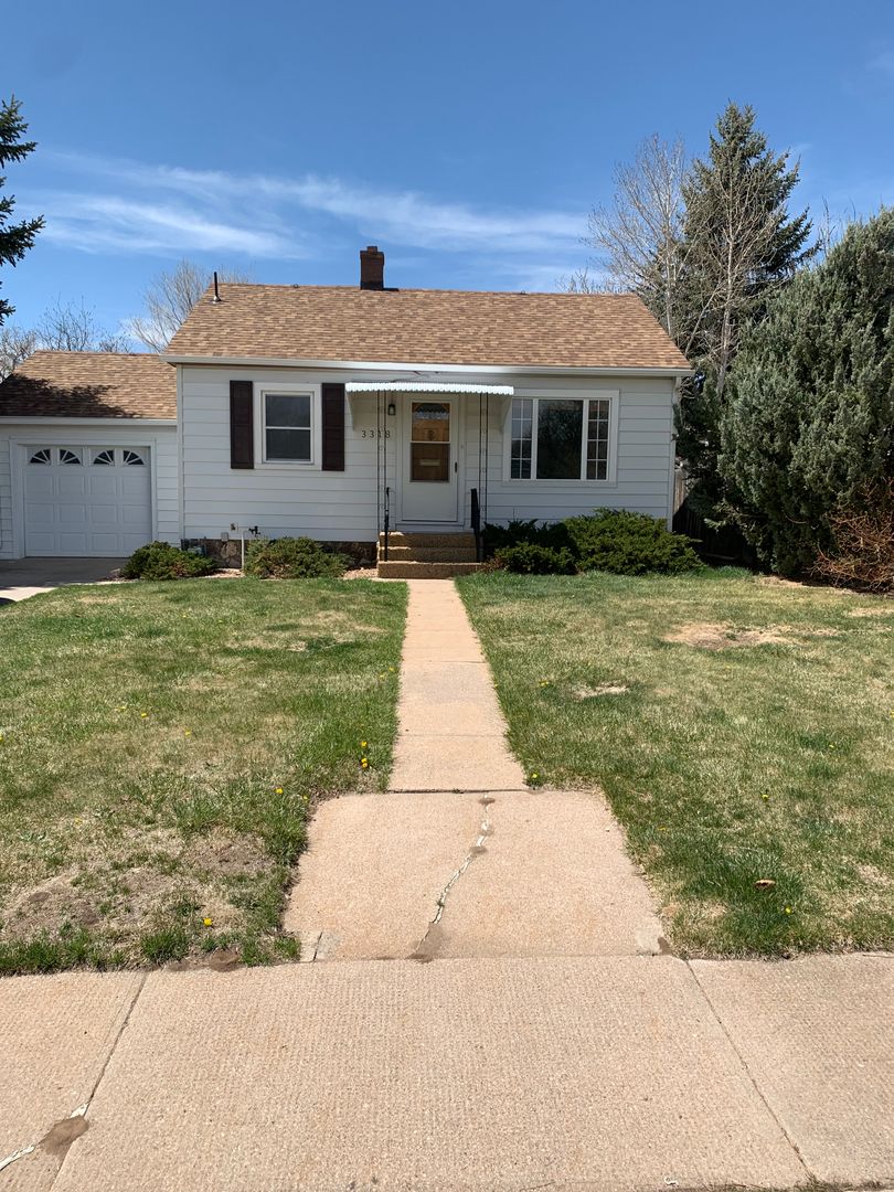 Cheyenne House: 3318 Dillon Ave