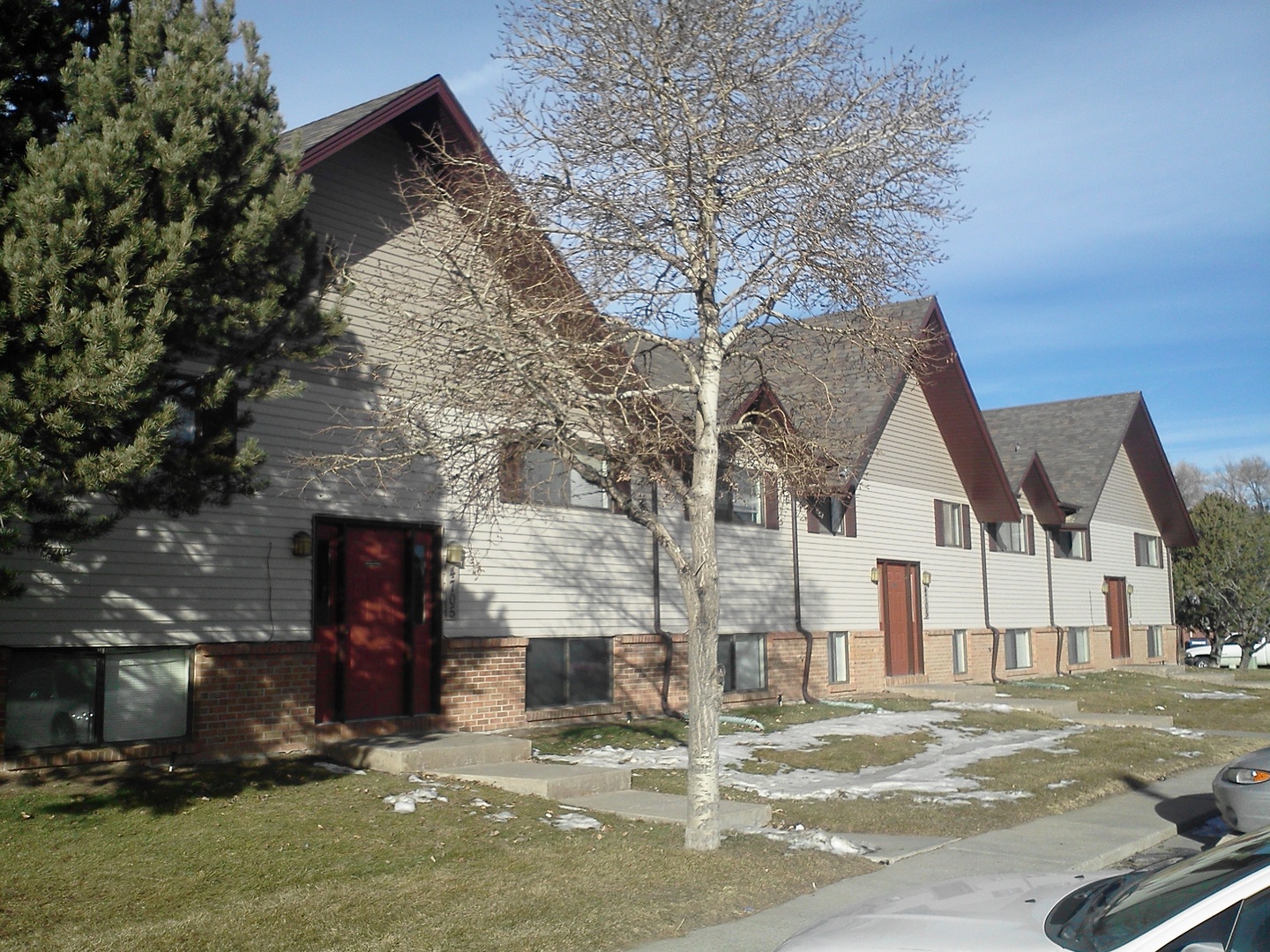 Cheyenne Apartment: 4809 E 13th St