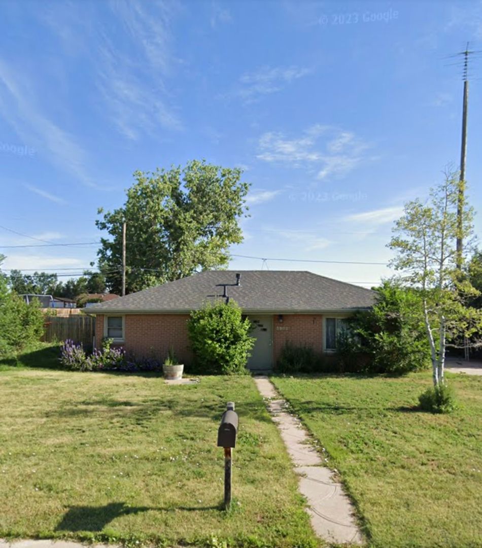 Cheyenne House: 3902 Laramie St