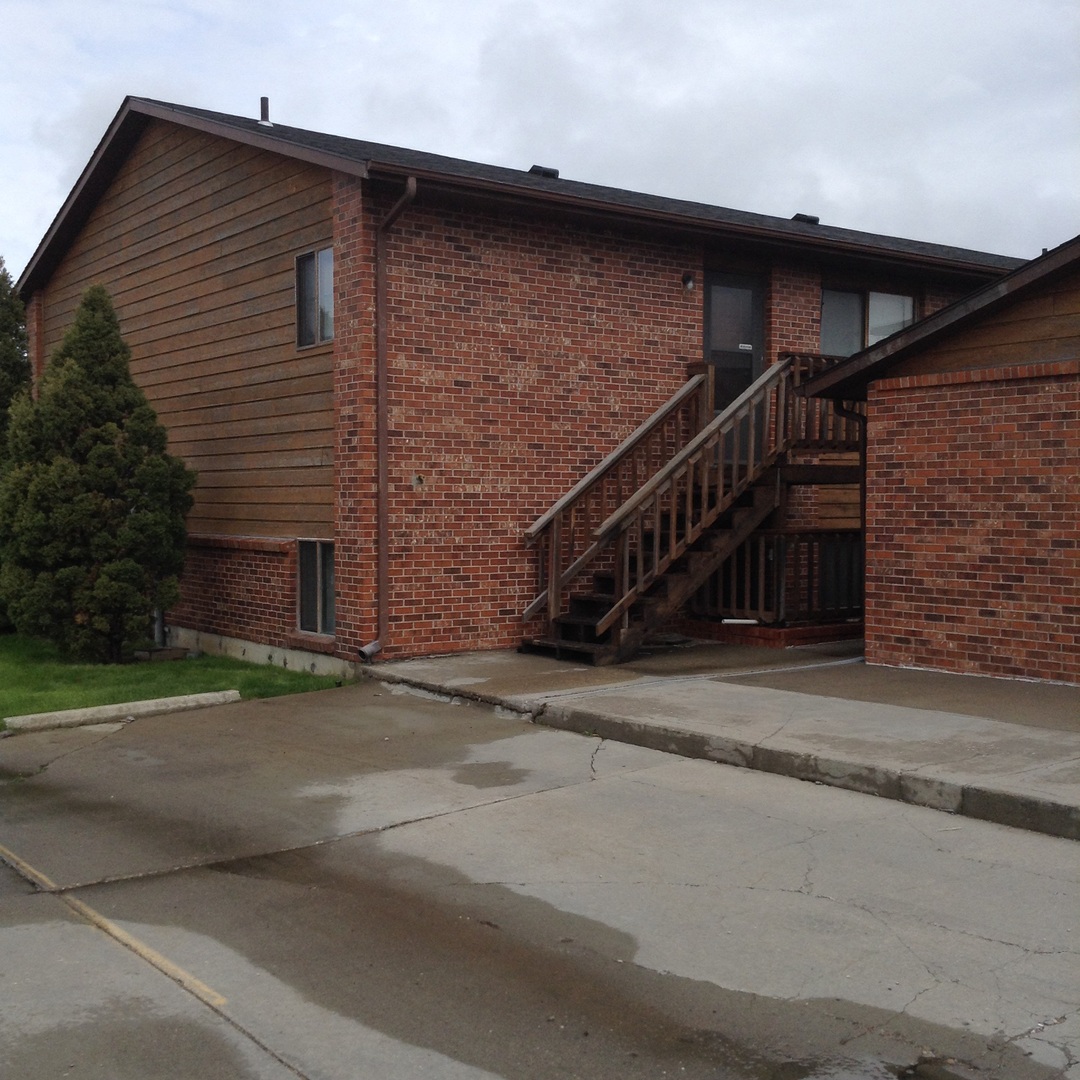 Cheyenne Apartment: 308 Hacker Ct