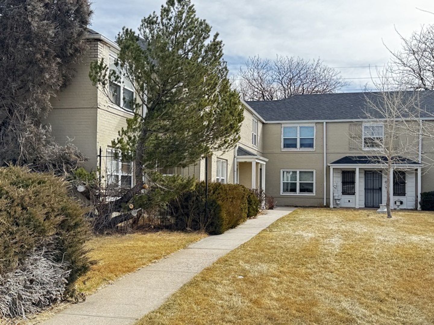 Cheyenne House: 1423 W 4th Ave