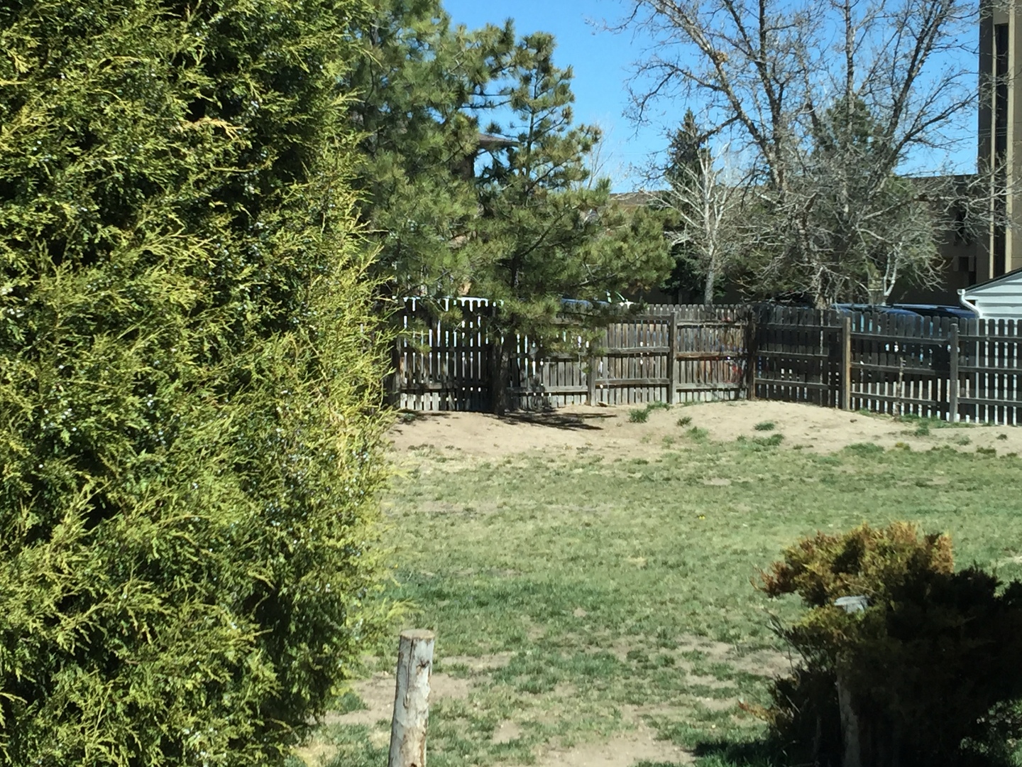 Cheyenne House: 124 Western Hills Blvd