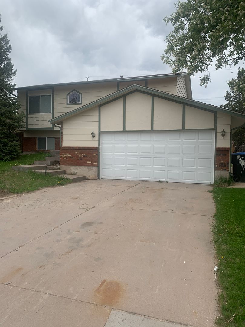 Cheyenne House: 224 Bent Ave