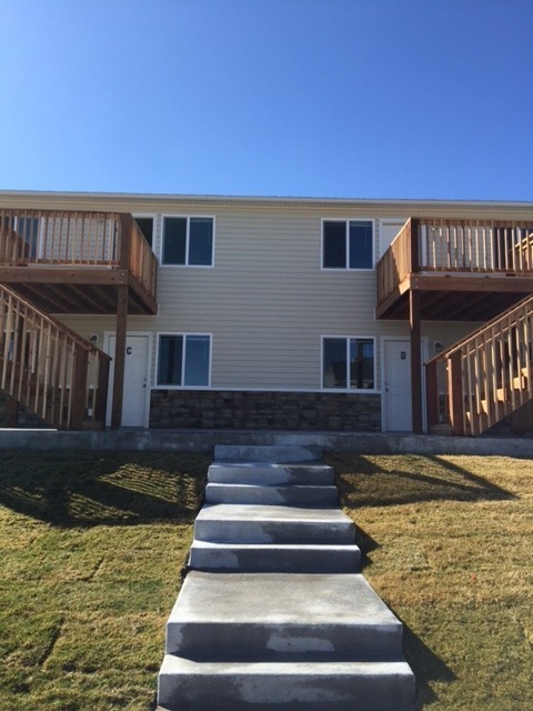 Cheyenne Apartment: 505 W. 2nd St.