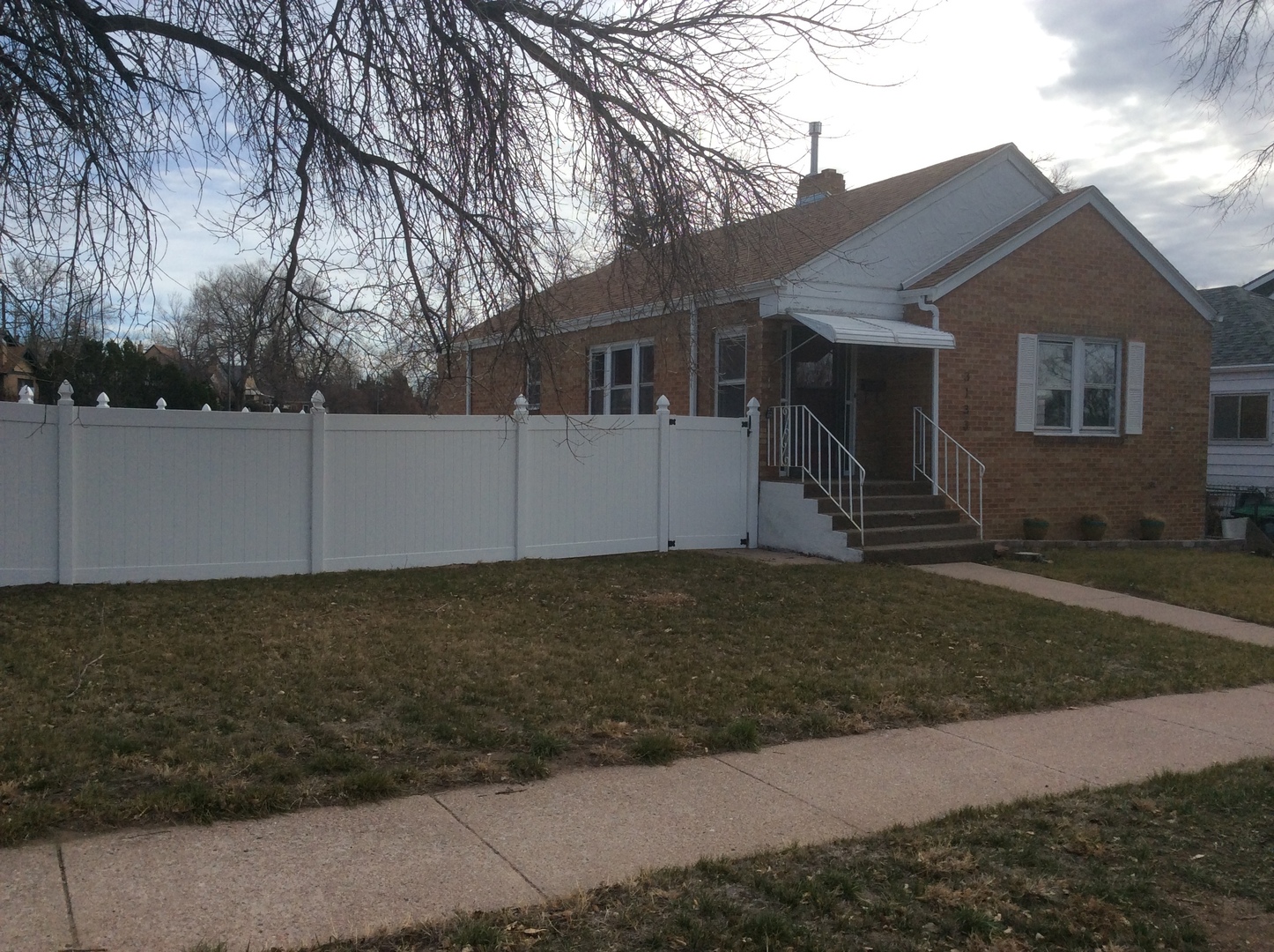 Cheyenne House: 3133 Thomes Ave.