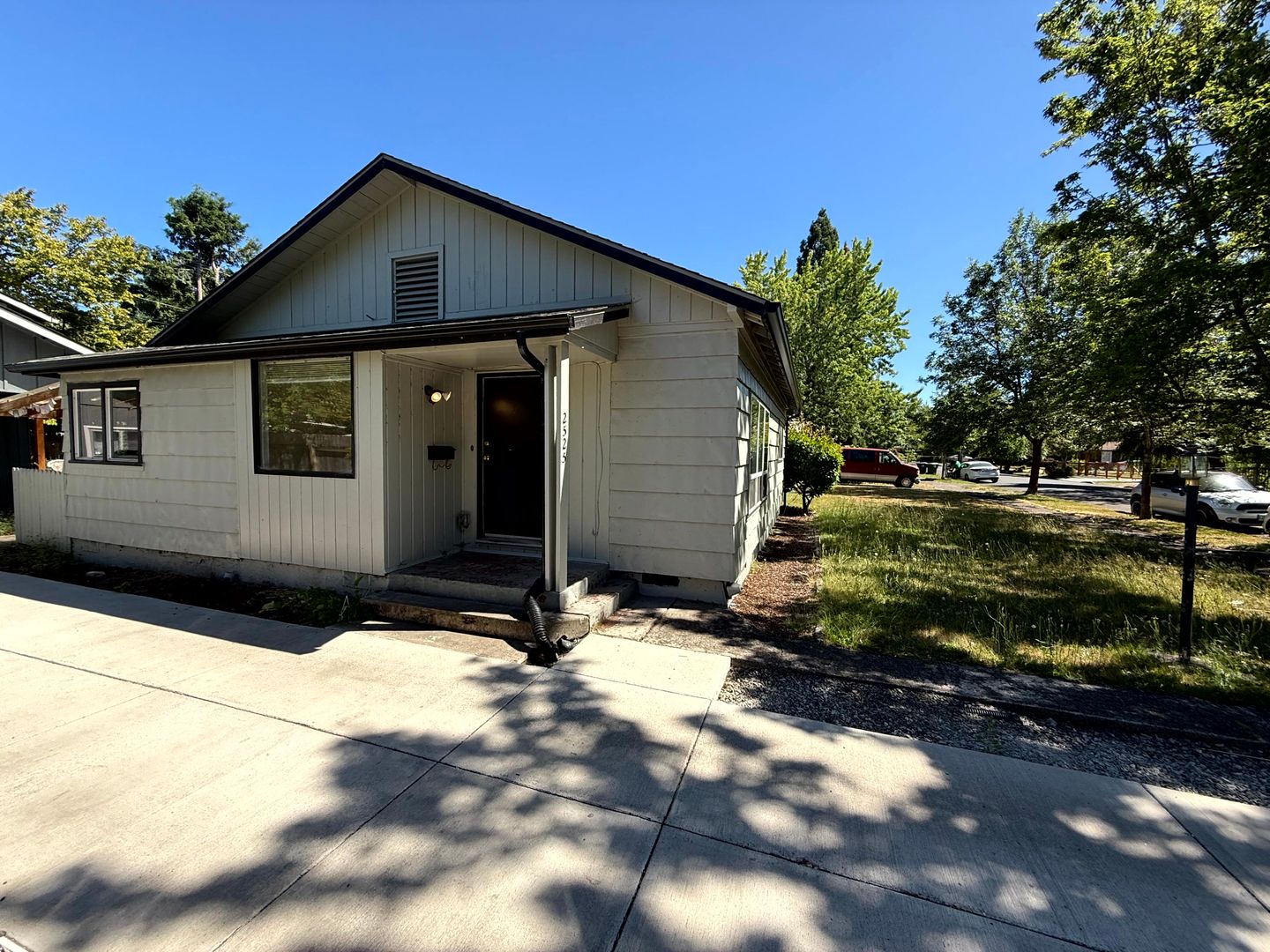 Eugene Multiplex: 2525 Kincaid St.