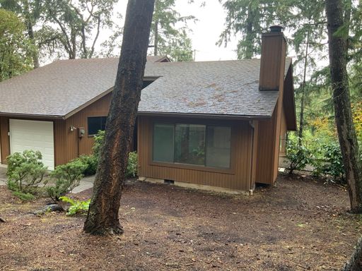 Terrific 2 bedroom, 2 bath in South Eugene – photo 1