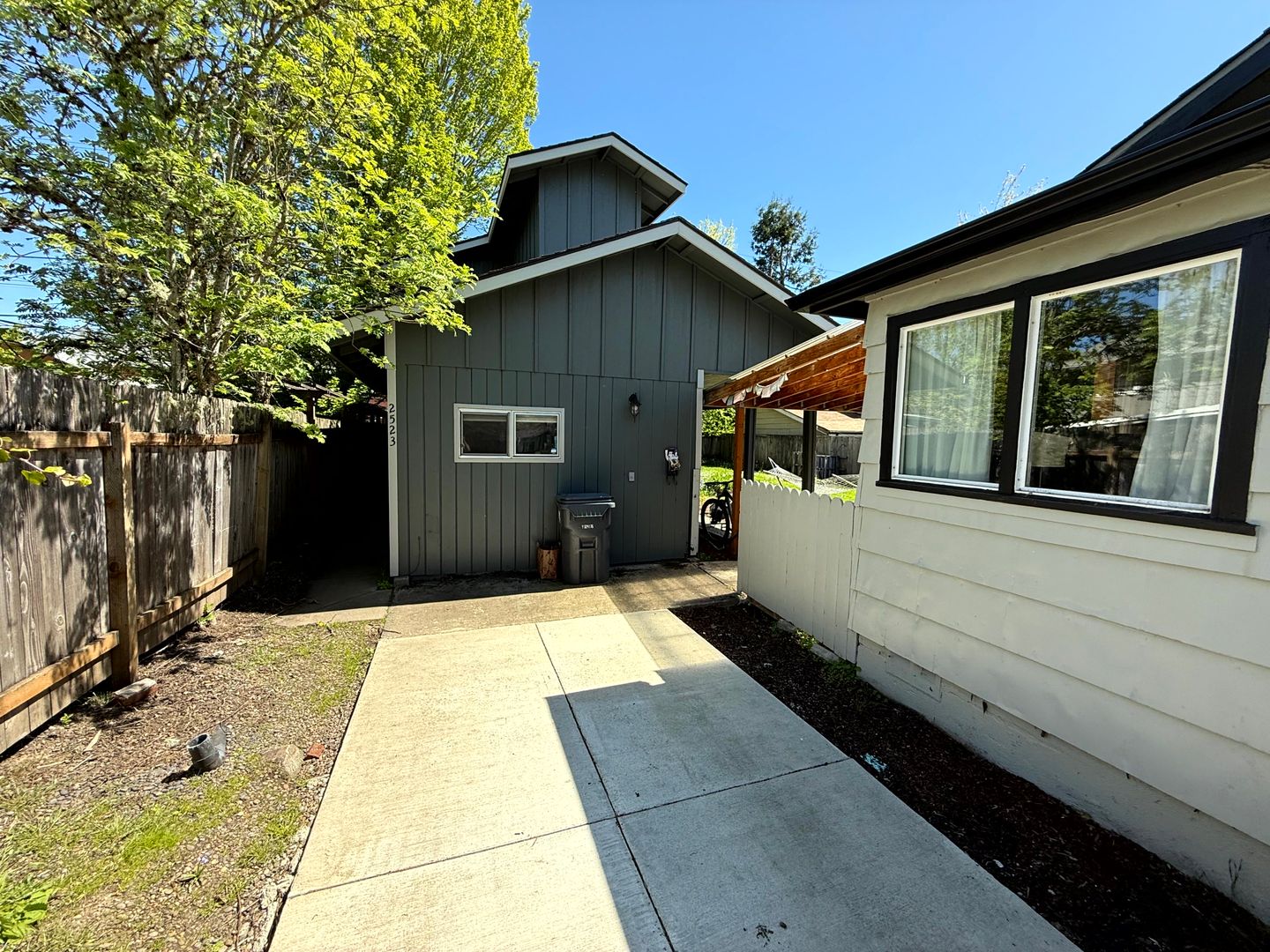 Eugene Multiplex: 2523 Kincaid St.