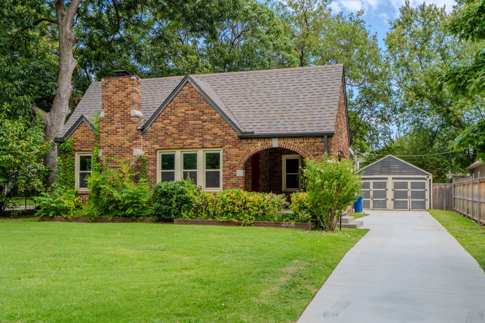 Tulsa House: 4103 S Madison Place