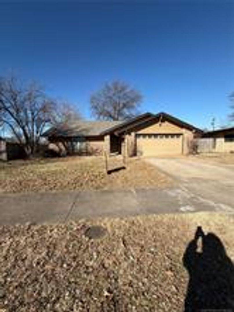 Tulsa House: 5716 S 80th E Ave