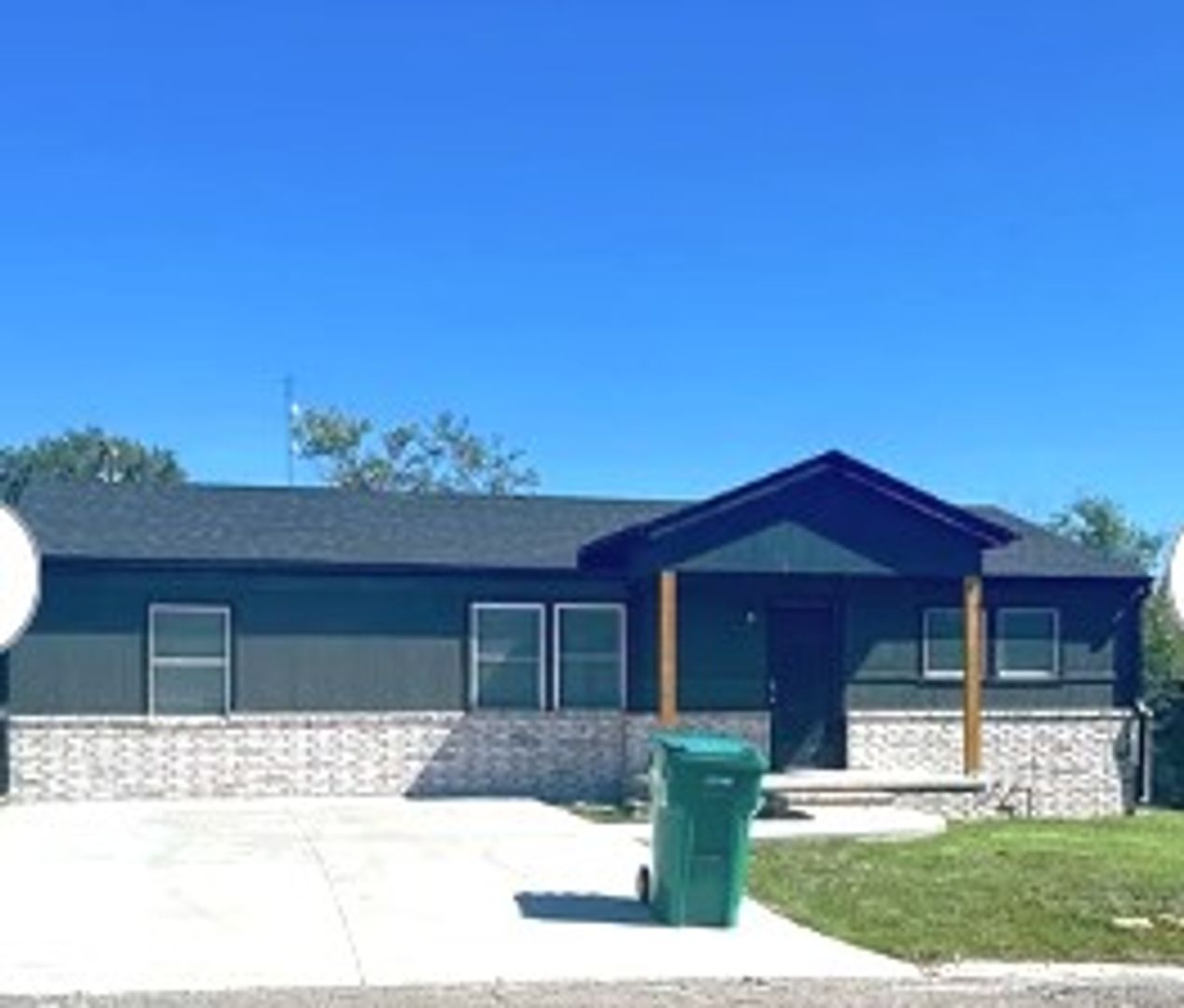 Sapulpa House: 923 N 10th St