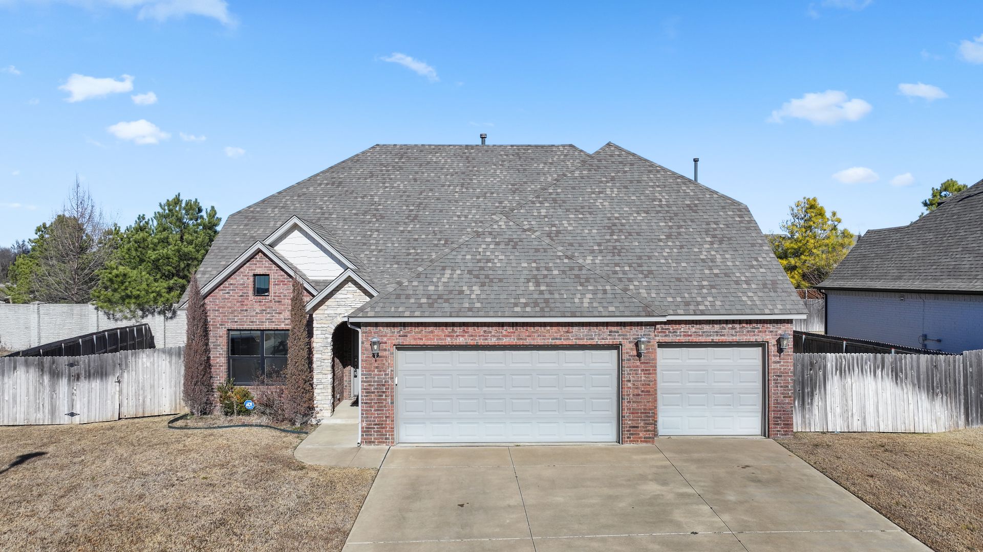 Tulsa House: 1229 W 85th Place