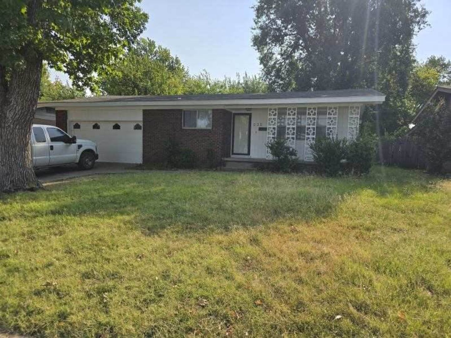 Tulsa House: 535 S 98th E Ave