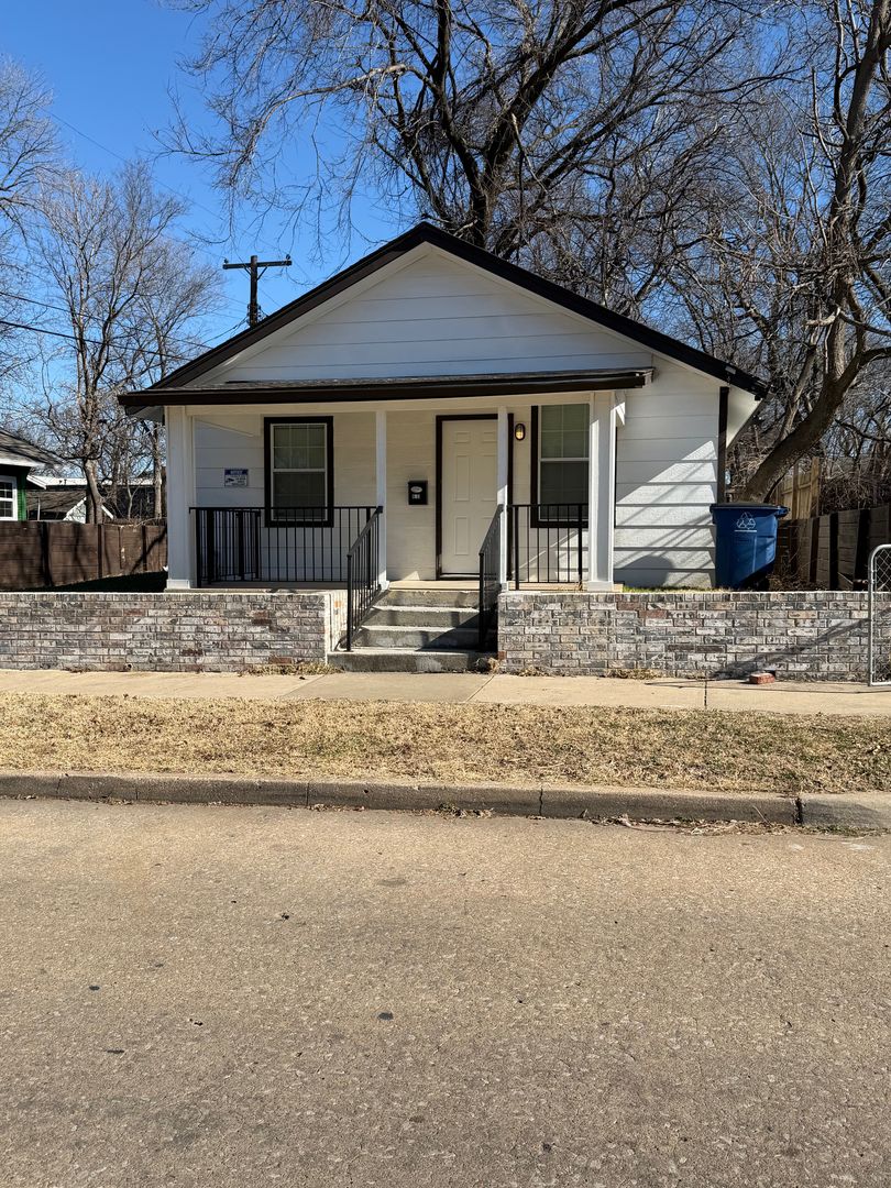 Tulsa House: 813 S Birmingham Ave
