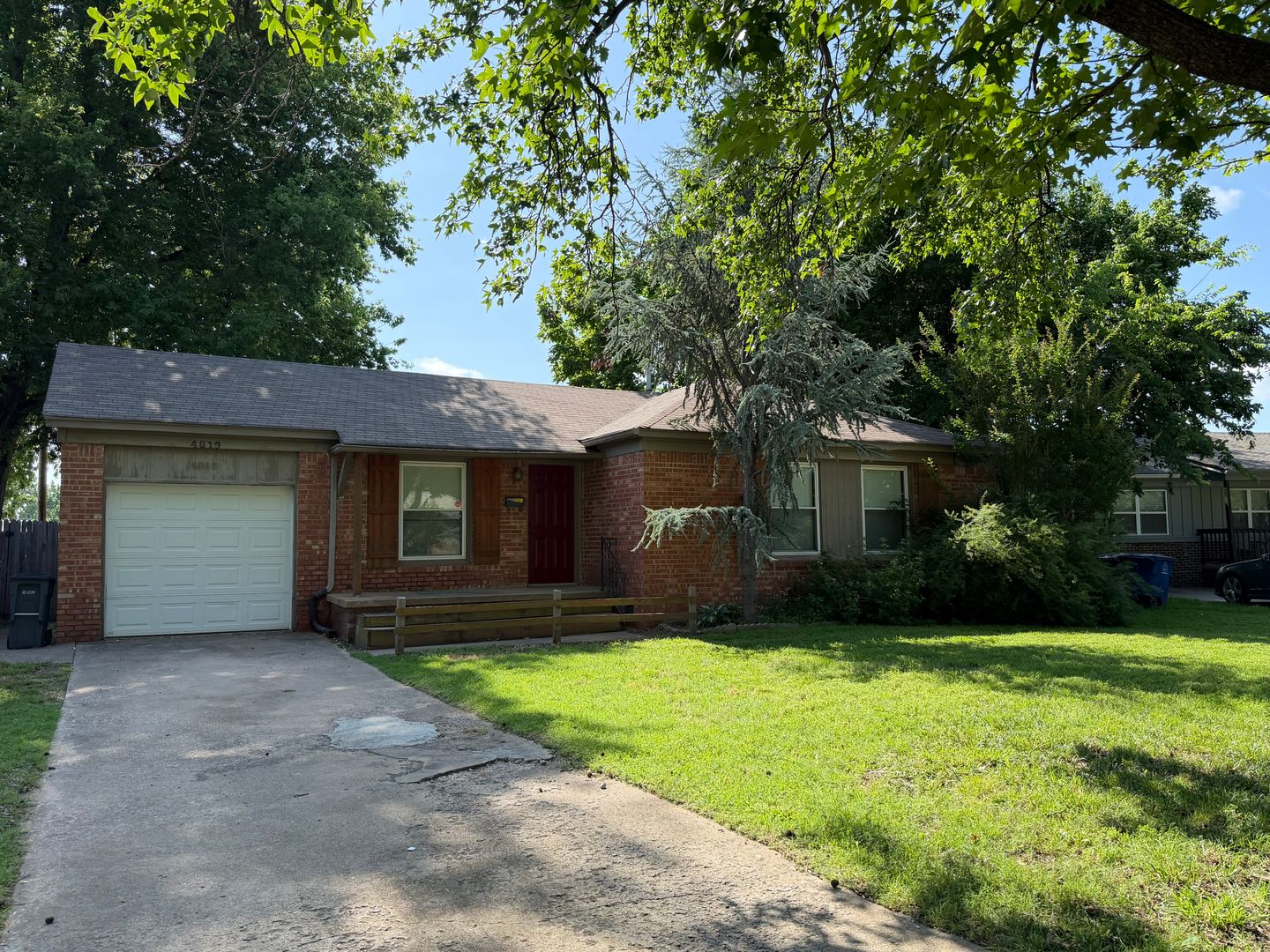 Tulsa House: 4819 S Owasso Ave