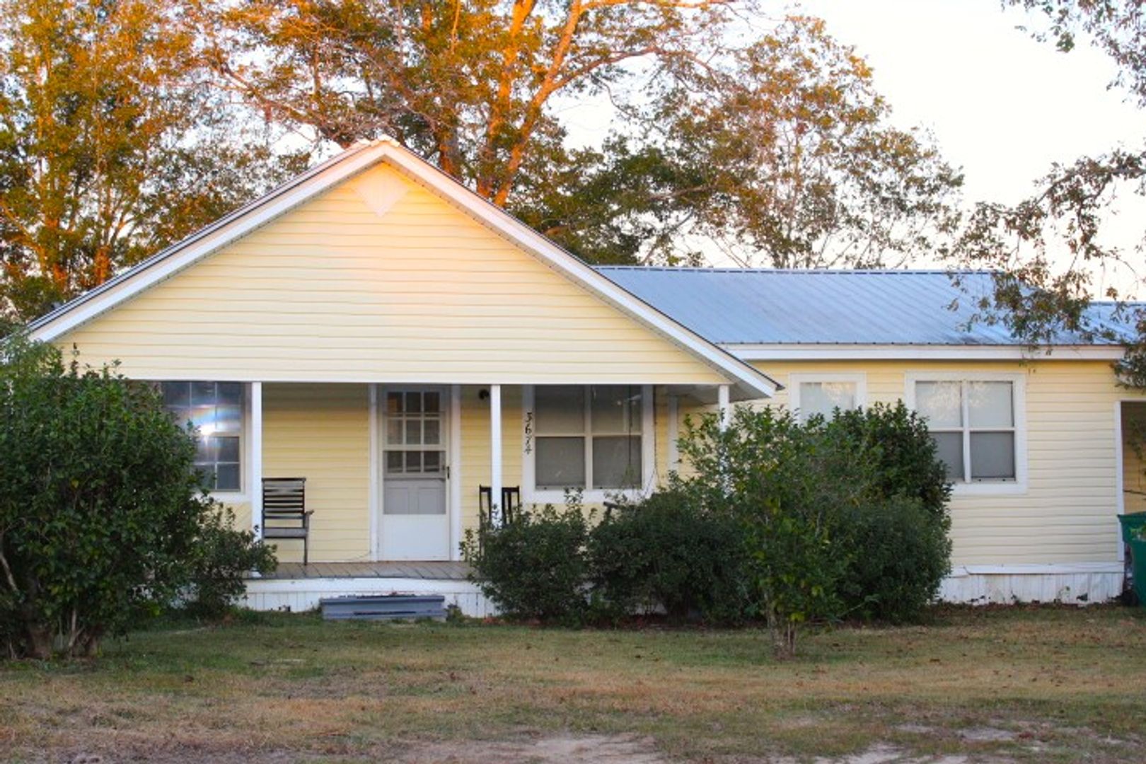 Cottondale House: 3674 Veteran Road