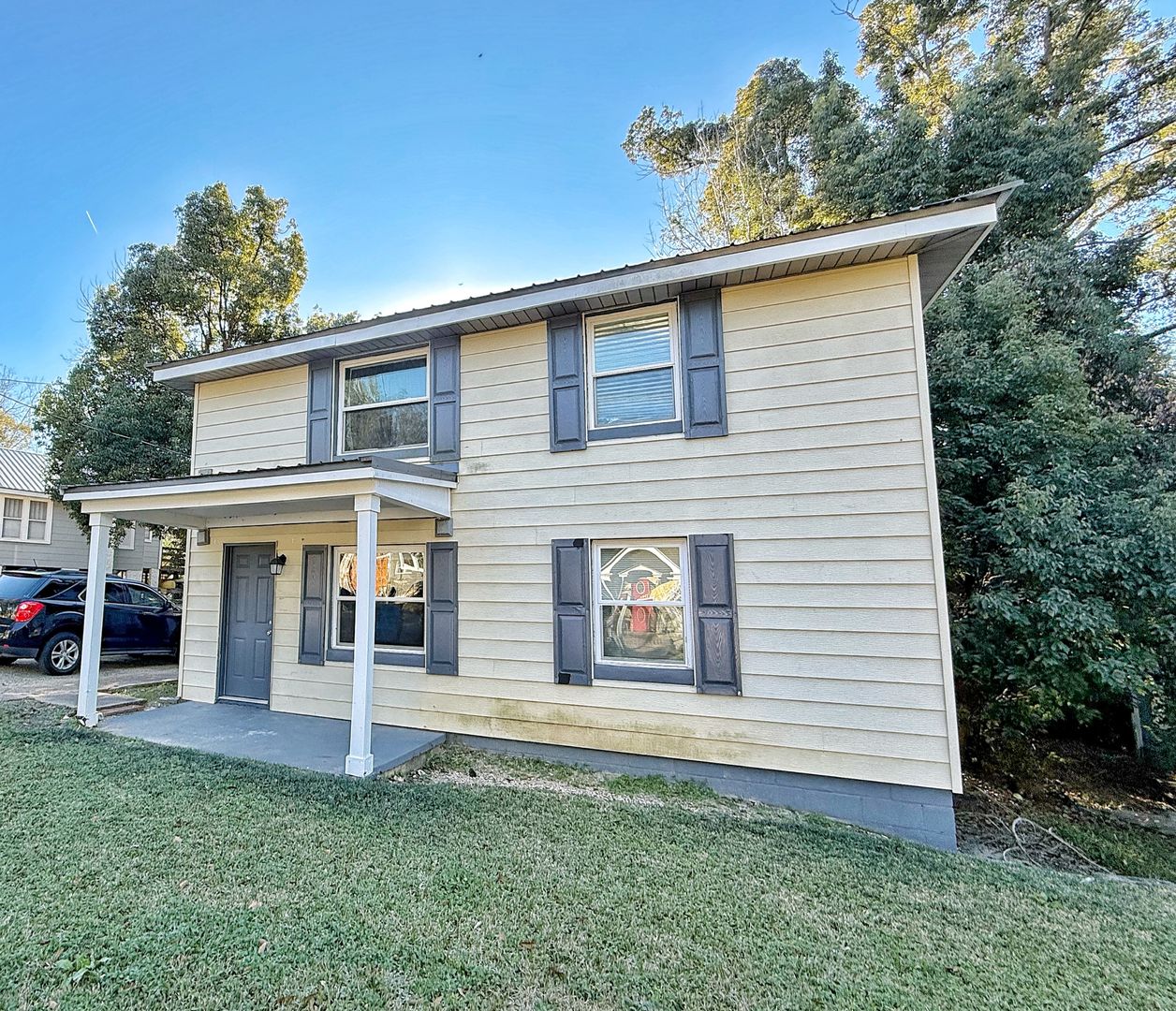 Marianna House: 4393 Florence Drive