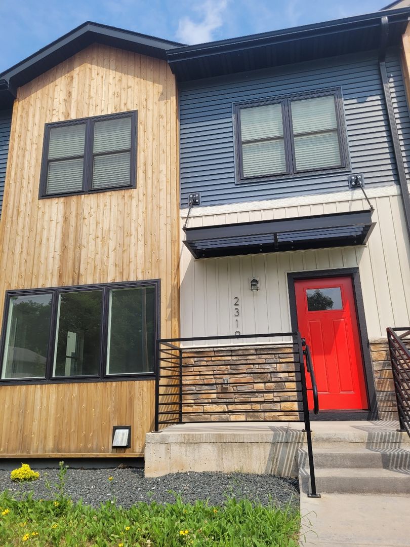 Eau Claire Apartment: 2303-2343 2nd Street
