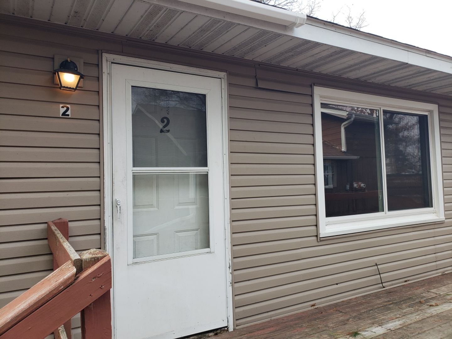 Chippewa Falls Apartment: 17947 57th Ave