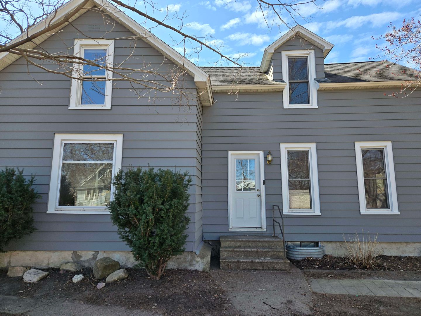 Altoona House: 1211 Garfield Ave