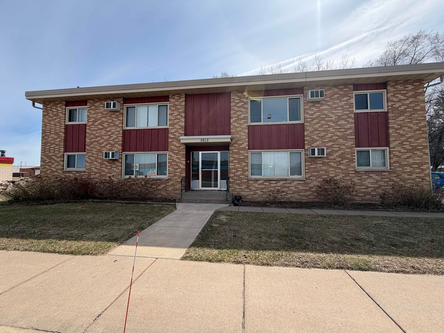 Eau Claire Apartment: 2613 Skeels Ave